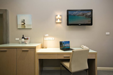 Best Western Sanctuary Inn - Newcastle Accommodation 2