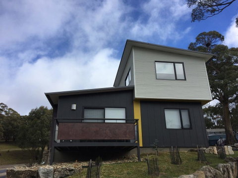 Bianca Montane - Newcastle Accommodation 2