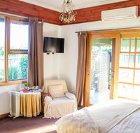 Billabong Cottage - Newcastle Accommodation