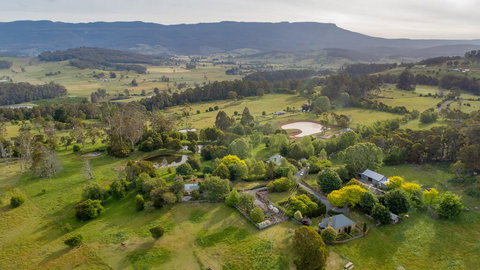 Blackwood Park Cottages Mole Creek - Newcastle Accommodation 1