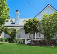 Blake House - iconic coastal homestead - Newcastle Accommodation