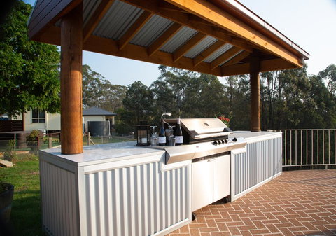 Blueberry Hills On Comleroy - Newcastle Accommodation 3