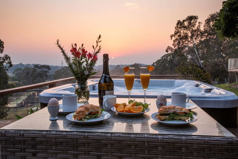 Blueberry Hills On Comleroy - Newcastle Accommodation 0