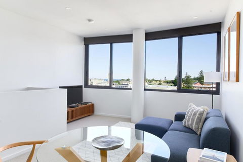 The Loft - Newcastle Accommodation 1