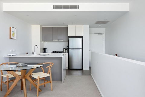 The Loft - Newcastle Accommodation 3