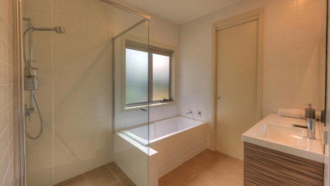 Tides Reach - Newcastle Accommodation 2
