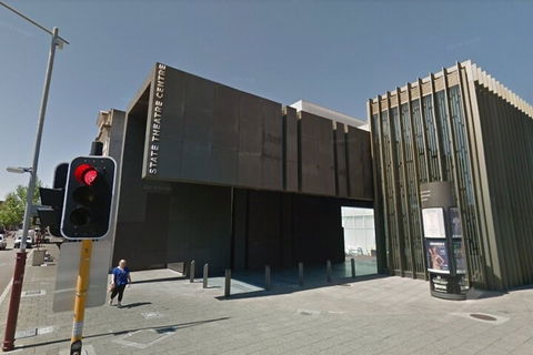 Perth Scavenger Hunt: Perched On A Swan - Newcastle Accommodation 4