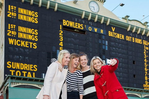 Adelaide Oval Stadium Tour - Newcastle Accommodation 0