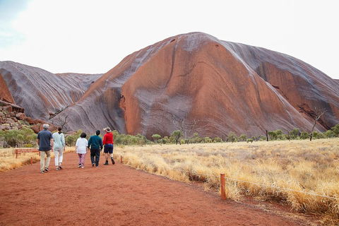 Ayers Rock Combo: Uluru Base And Sunset Plus Uluru Sunrise And Kata Tjuta With An Optional BBQ Dinner Or Kings Canyon Day Trip - Newcastle Accommodation 3