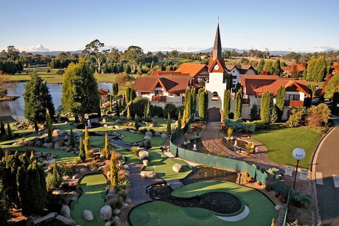 Launceston Private Charter Service - Newcastle Accommodation 4