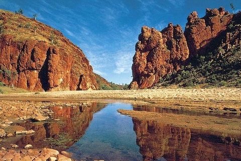 Alice Springs, Uluru Ayers Rock & Kings Canyon 8 Days Touring Package - New Castle Tourism 4