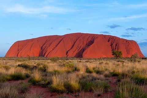 Alice Springs, Uluru Ayers Rock & Kings Canyon 8 Days Touring Package - New Castle Tourism 5