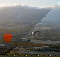Hot Air Ballooning Tour from Cairns - New Castle Tourism