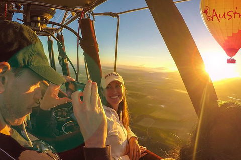 Hot Air Ballooning Tour From Cairns - New Castle Tourism 1