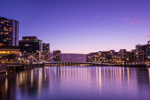 Summer Twilight Cruise On The Yarra River - Newcastle Accommodation 5