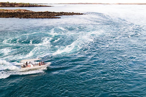 Cape Leveque, Sea Safari And Aboriginal Communities From Broome - Newcastle Accommodation 3