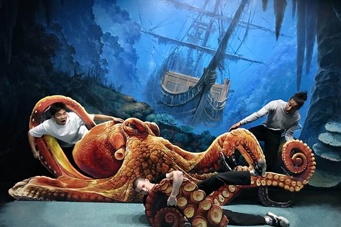 ArtVo Immersive Gallery Experience - Newcastle Accommodation 4