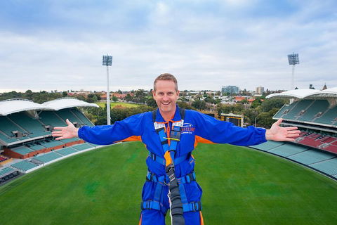 RoofClimb Adelaide Oval Experience - New Castle Tourism 5
