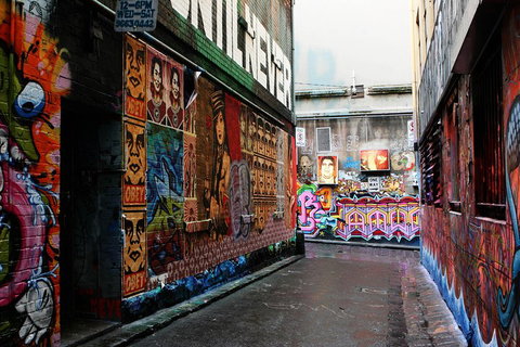 Central Melbourne Walking Tour - New Castle Tourism 1