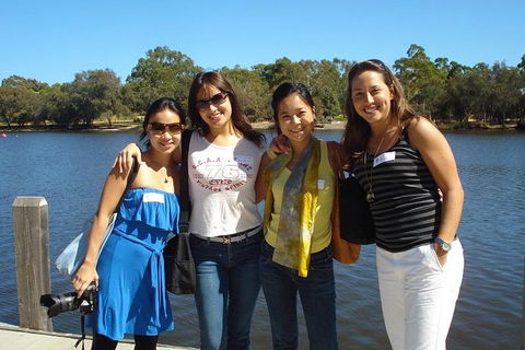 1/2 Day Swan Valley Wine Cheese & Chocolate Tour Inc Afternoon Cruise To Perth - Newcastle Accommodation 2
