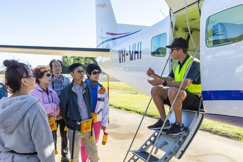 Scenic Flight - Great Barrier Reef, Heart Reef, Whitehaven Beach & Hill Inlet! - Newcastle Accommodation 1