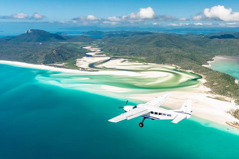 Scenic Flight - Great Barrier Reef, Heart Reef, Whitehaven Beach & Hill Inlet! - Newcastle Accommodation 5