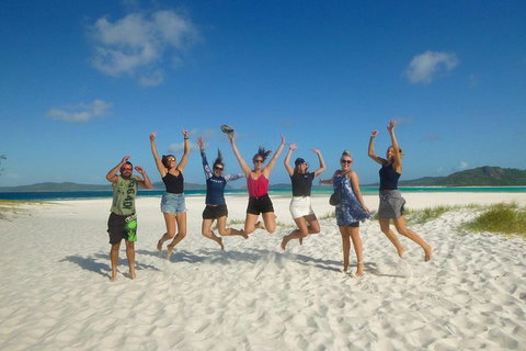 2-Day Whitsundays Sailing Adventure: Summertime - Newcastle Accommodation 2