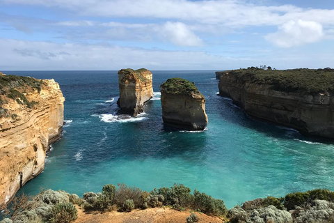 Great Ocean Road Reverse Itinerary Tour - New Castle Tourism 0