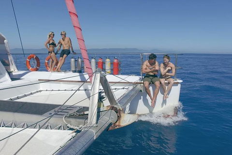 Full-Day Great Barrier Reef Sailing Trip - New Castle Tourism 1