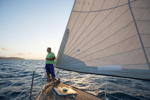 2-Night Cabin Charter Aboard Cruising Yacht Milady - Newcastle Accommodation 4