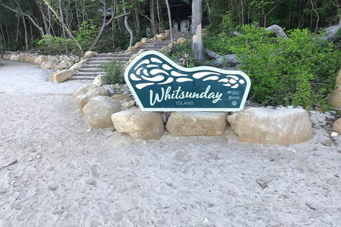 2 Night Small Group Whitsundays Sailing Adventure Aboard Mandrake - Newcastle Accommodation 1