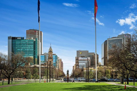 Adelaide Highlights, Hahndorf & McLaren Vale Wine Tasting And Sightseeing Tour - Newcastle Accommodation 1