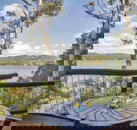 Sunshine Coast Private Scenic Guided Tour Inc. 2-Course Gourmet Lunch - Newcastle Accommodation