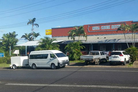 Airport Transfer To Or From Cairns Hotels For Up To 13 People - New Castle Tourism 3