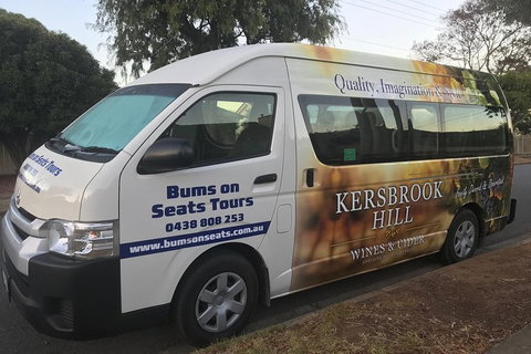 Theme Park Transfer From Brisbane - Newcastle Accommodation 0