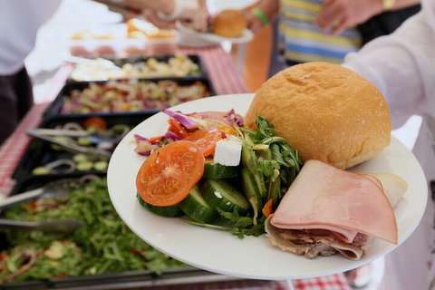 Fly & Cruise - Heli Package - Newcastle Accommodation 1