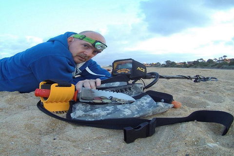 Melbourne Treasure Hunt - Newcastle Accommodation 4