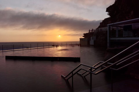 Phone Photography Workshop - Explore Coogee Beach - Newcastle Accommodation 0