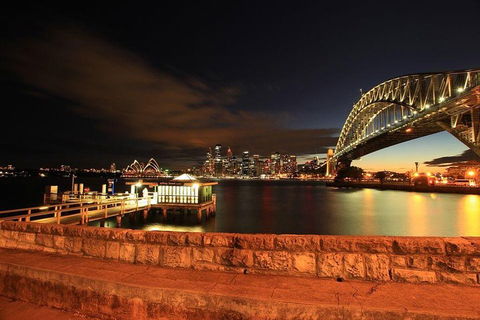 Sydney: Book A Local Host - Newcastle Accommodation 1