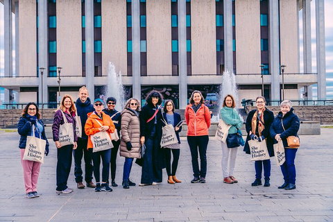 Women's History Walking Tour With Local Guide In Canberra - Newcastle Accommodation 2