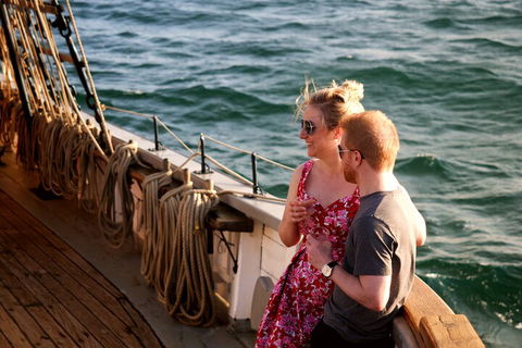 Sydney Harbour Tall Ship Wine & Canapes Evening Cruise - Newcastle Accommodation 4