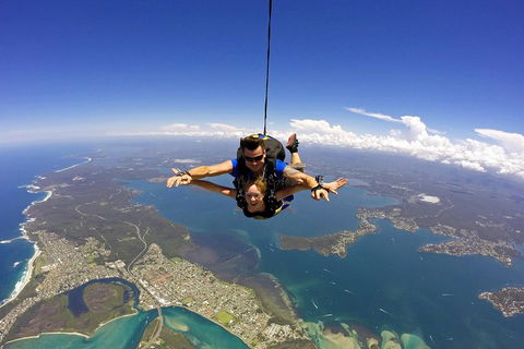 Skydive Sydney-Newcastle Up To 15,000ft Tandem Skydive - Newcastle Accommodation 4