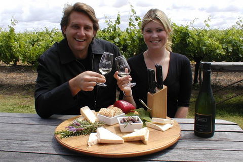 Swan Valley Tour From Perth: Wine, Beer And Chocolate Tastings - Newcastle Accommodation 4