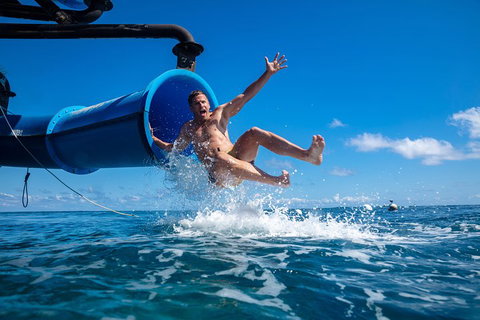 Outer Reef Pontoon Experience From Cairns - Newcastle Accommodation 2